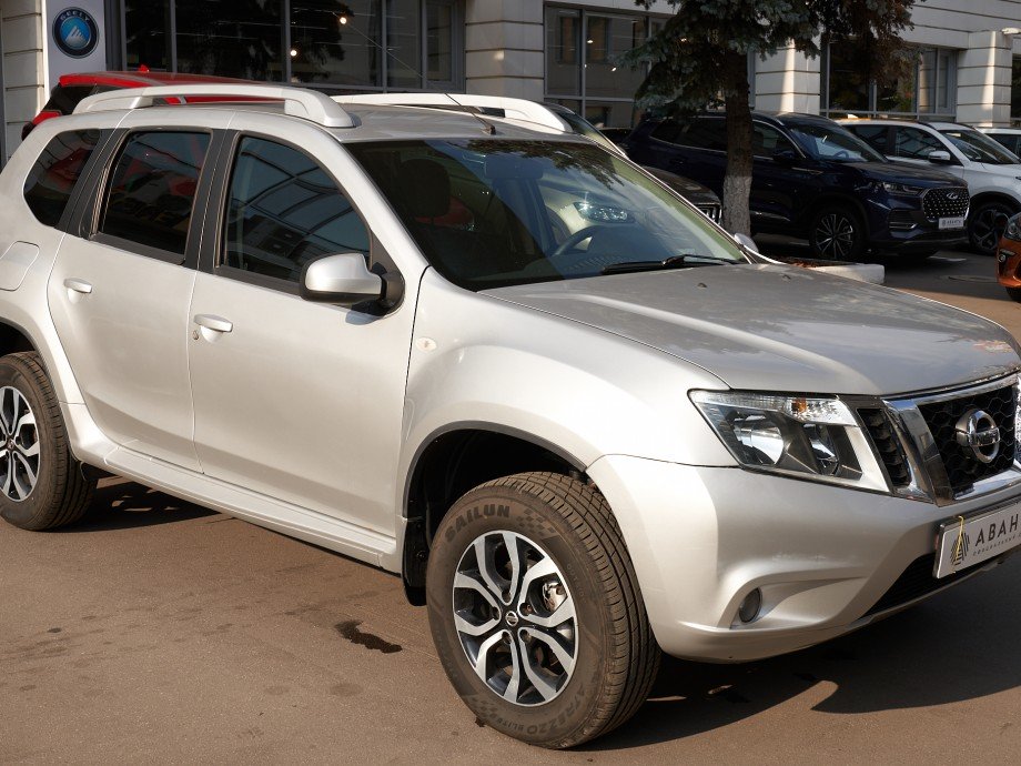 Nissan Terrano 2014