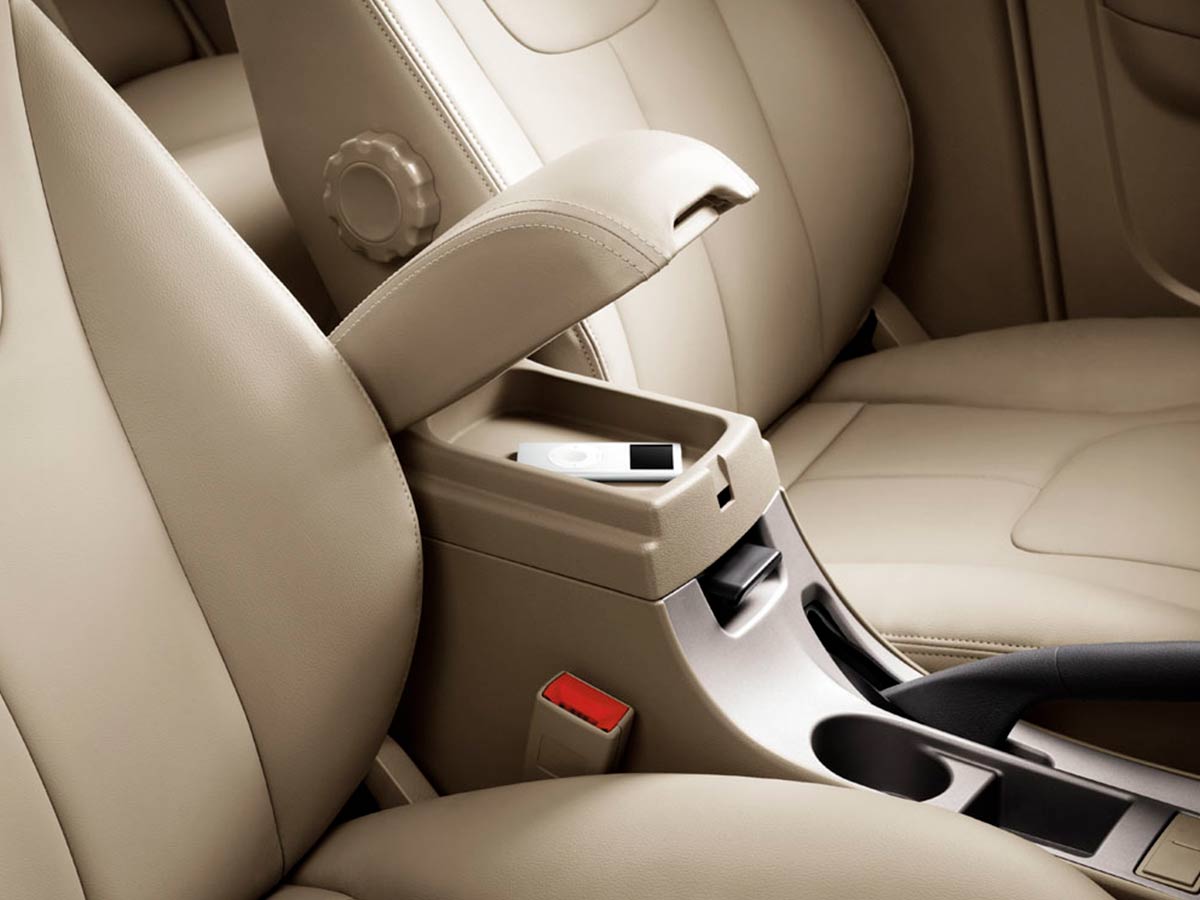 Geely Emgrand EC7 Седан