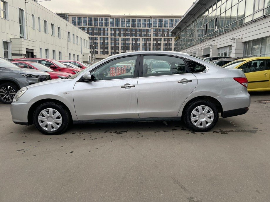 Nissan Almera 2015