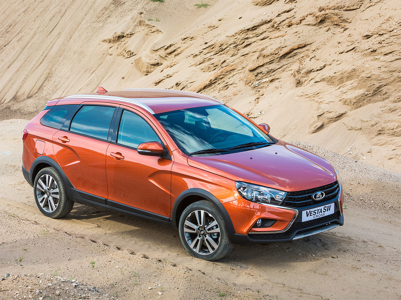 Фото Lada Vesta SW Cross 2024 в новом кузове, видео-обзор модели - Автосалон