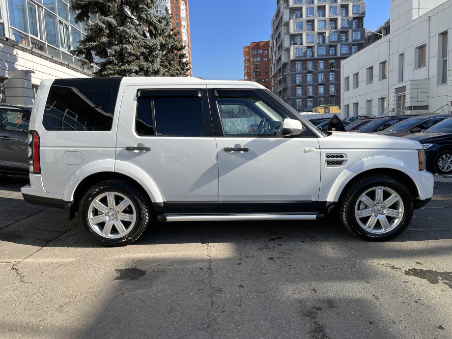 Land Rover Discovery 2010