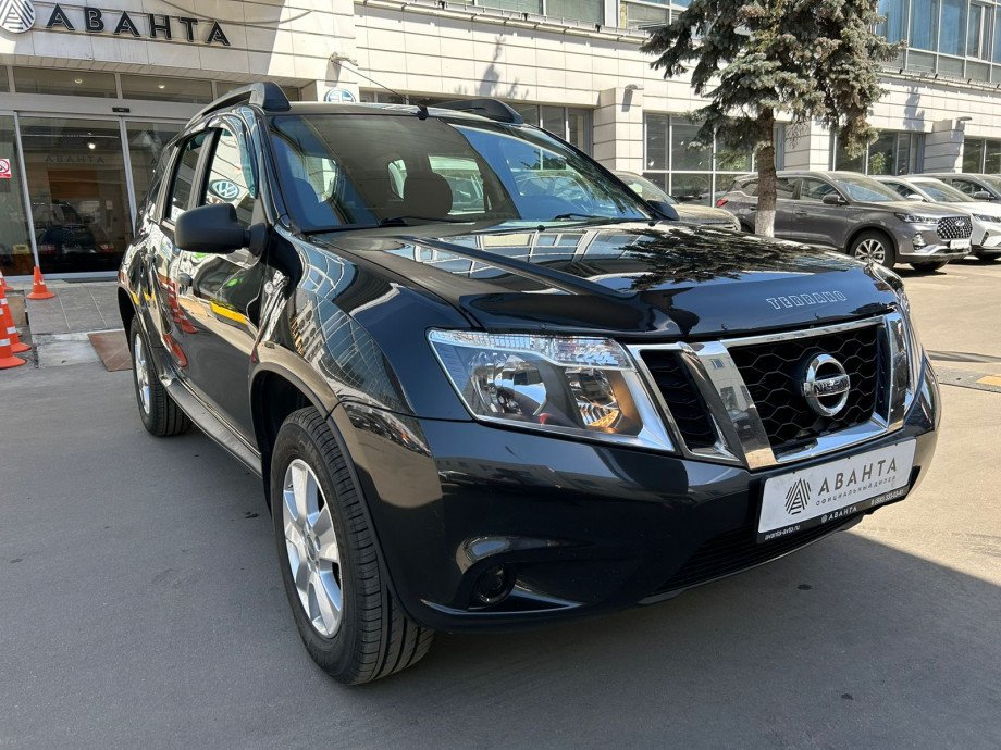 Nissan Terrano 2015