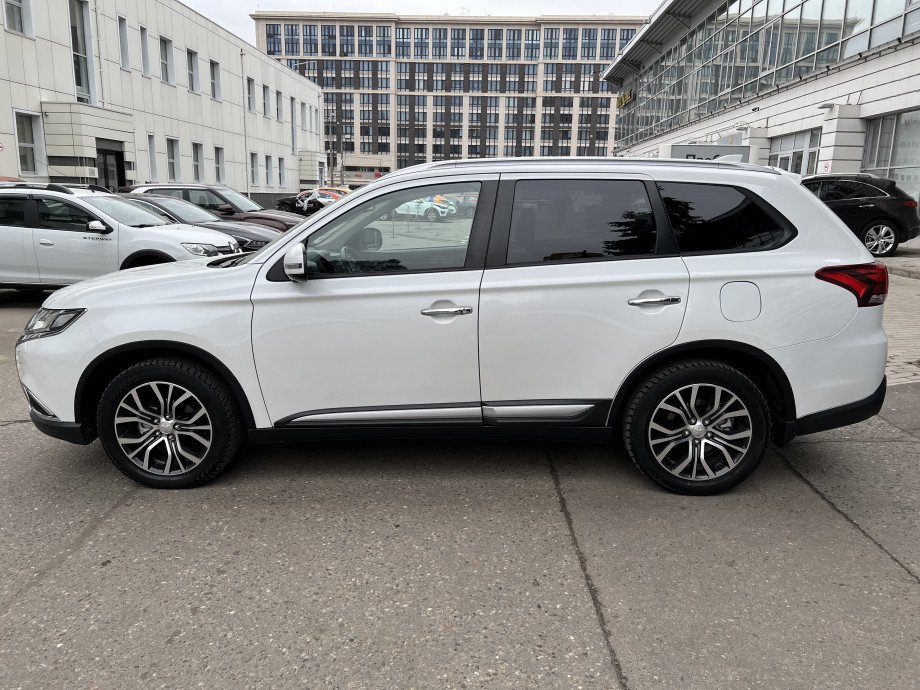 Mitsubishi Outlander 2017