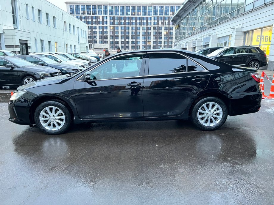 Toyota Camry 2016