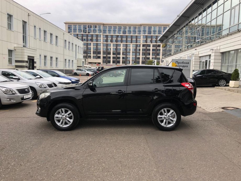 Toyota RAV4 2011