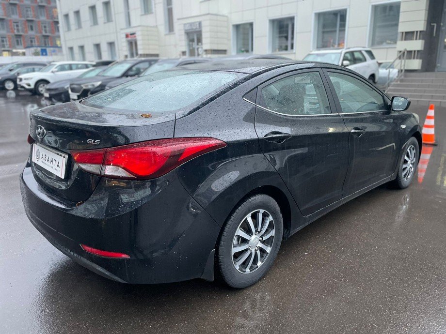 Hyundai Elantra 2015