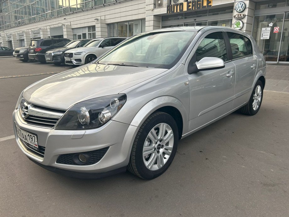 Opel Astra 2010