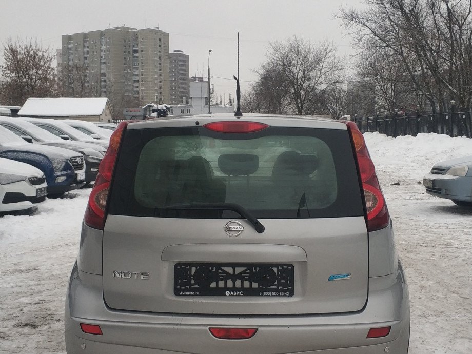 Nissan Note 2011