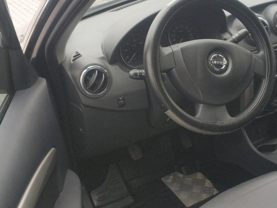 Nissan Almera 2015