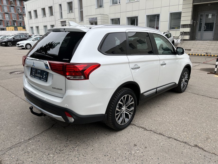 Mitsubishi Outlander 2017