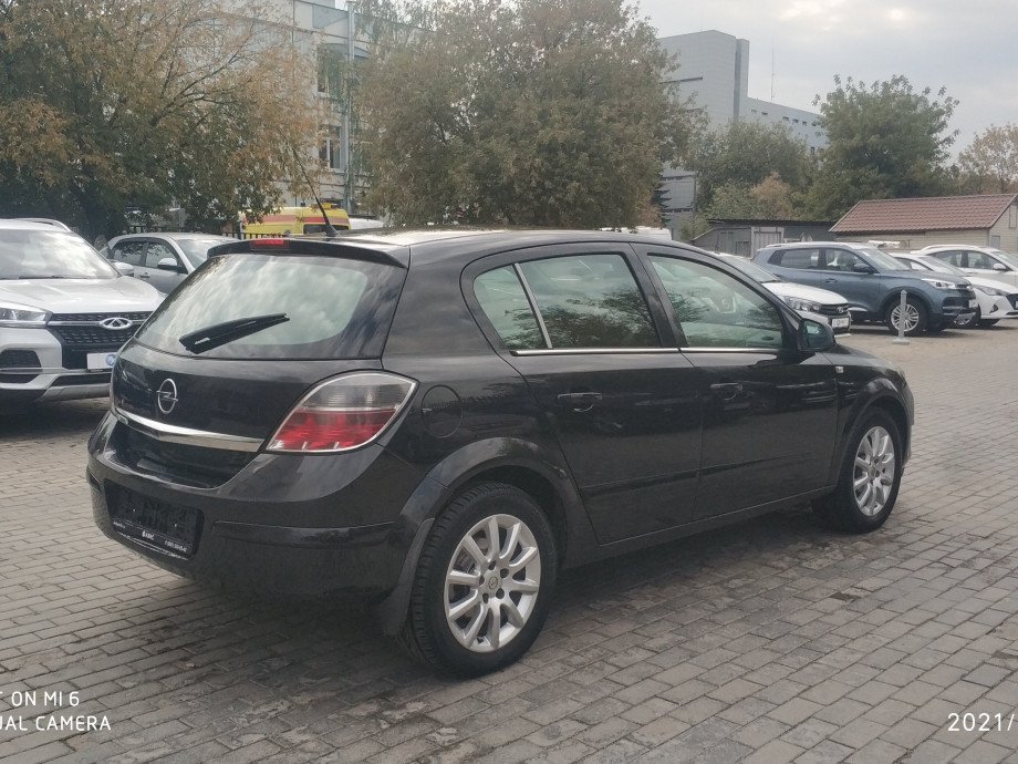 Opel Astra 2012