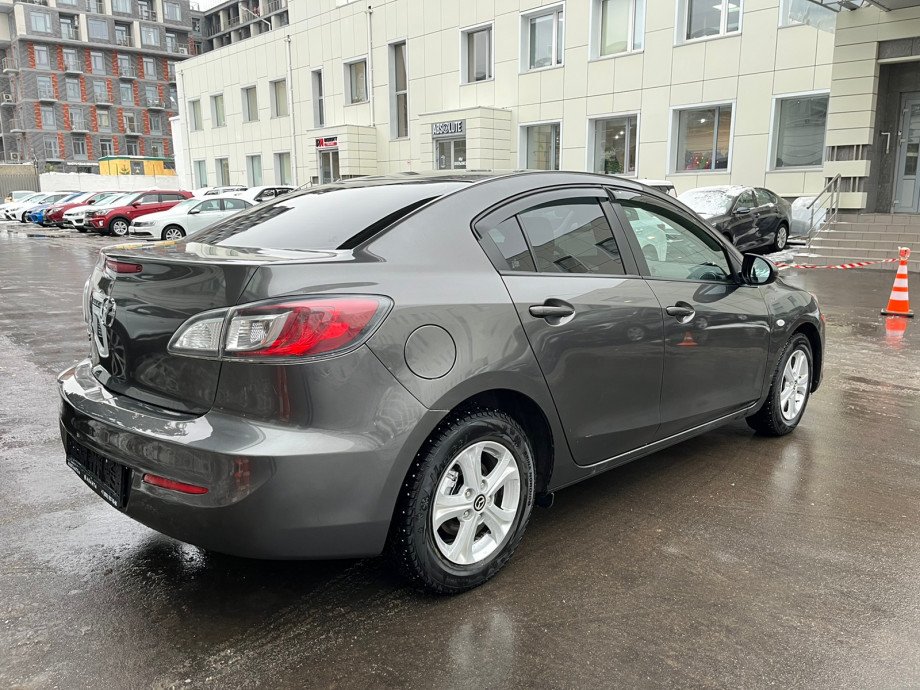 Mazda 3 2012