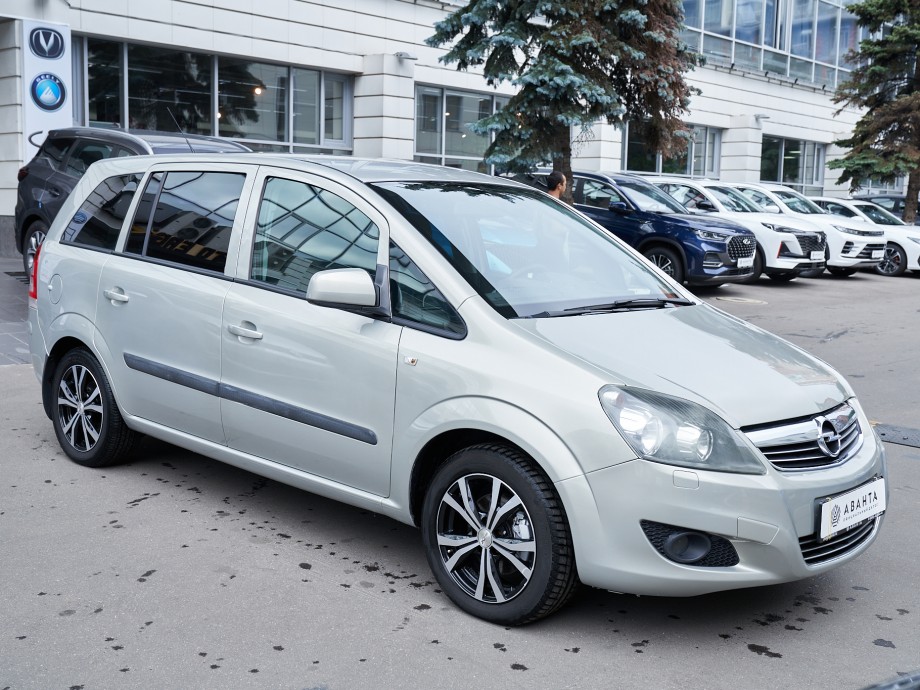 Opel Zafira 2010