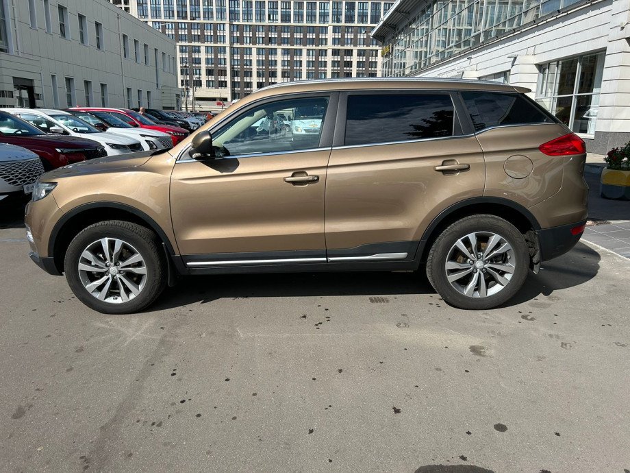 Geely Atlas 2021