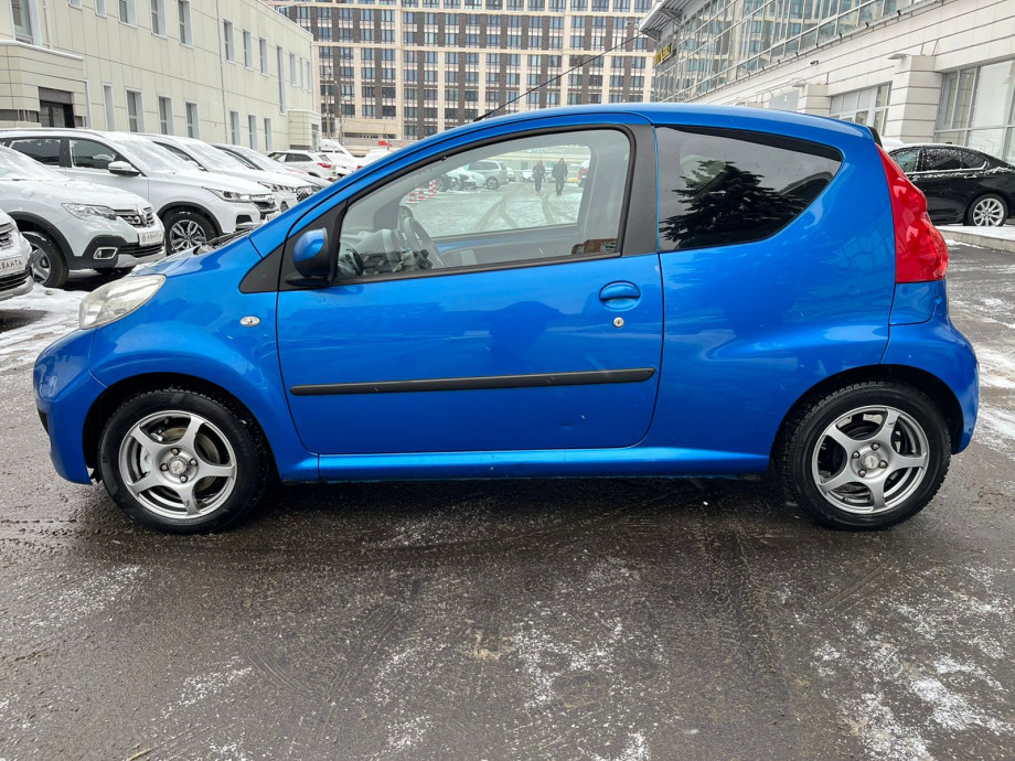 Peugeot 107 2011