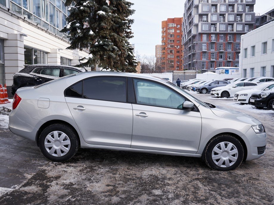 Skoda Rapid 2015