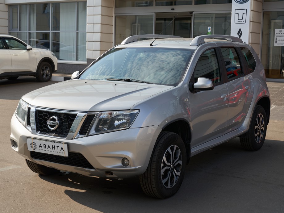 Nissan Terrano 2014