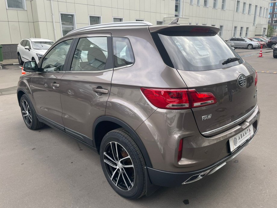 FAW Besturn X40 2019