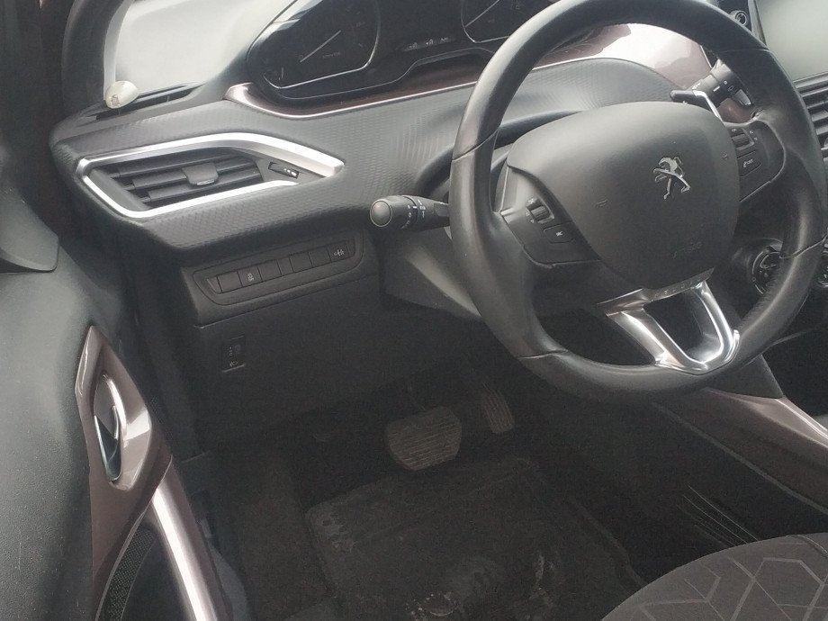 Peugeot 2008 2014