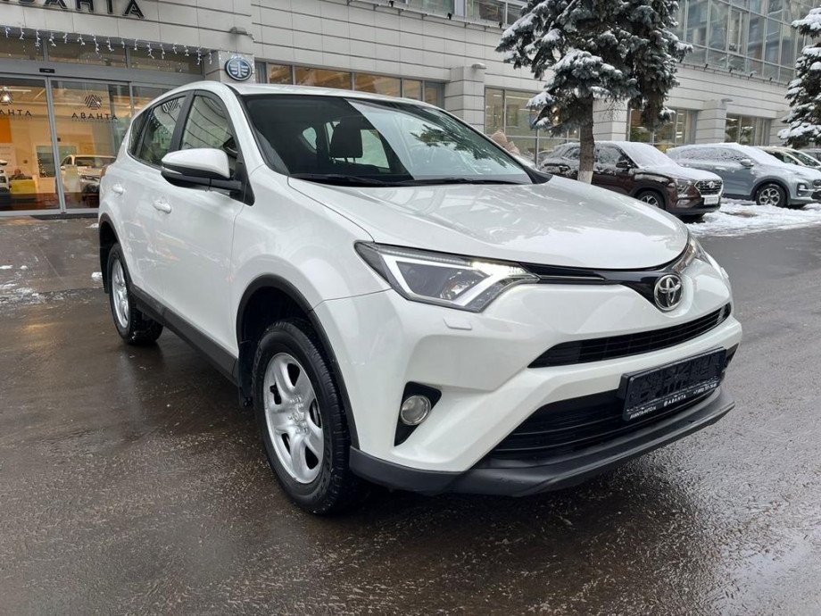 Toyota RAV4 2016