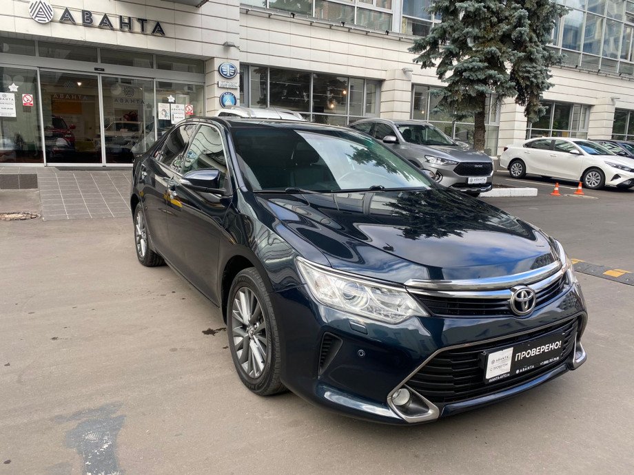 Toyota Camry 2016