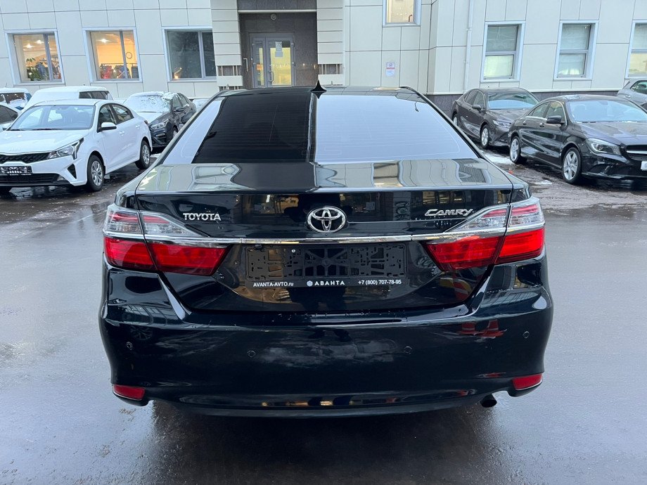 Toyota Camry 2016