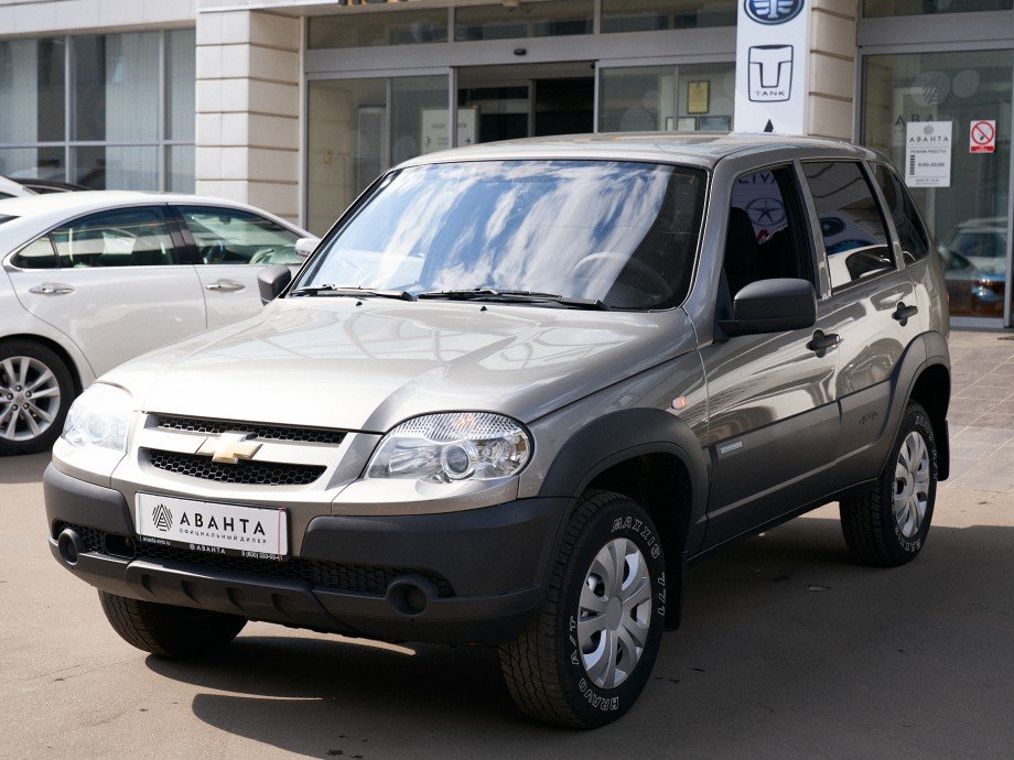 Chevrolet Niva 2013