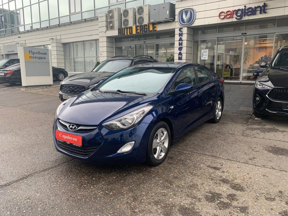 Hyundai Elantra 2012