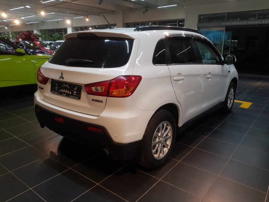 Mitsubishi ASX 2011