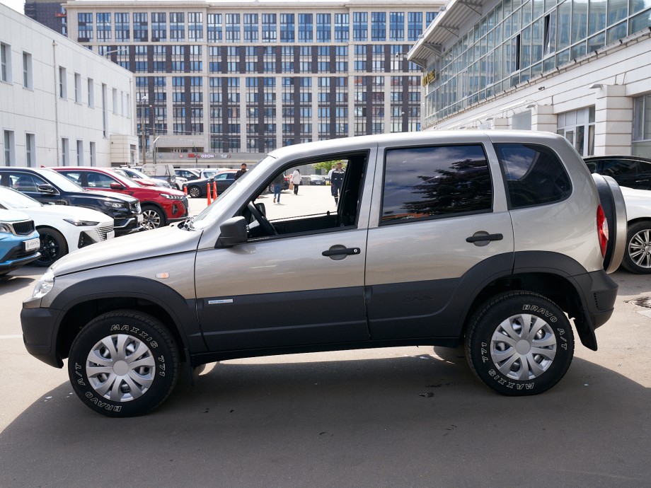 Chevrolet Niva 2013