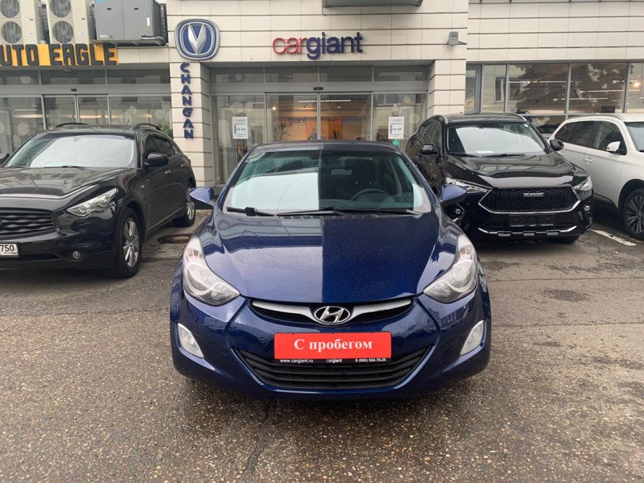 Hyundai Elantra 2012