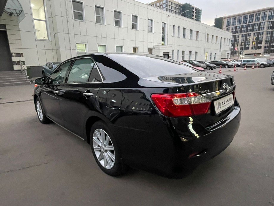 Toyota Camry 2011