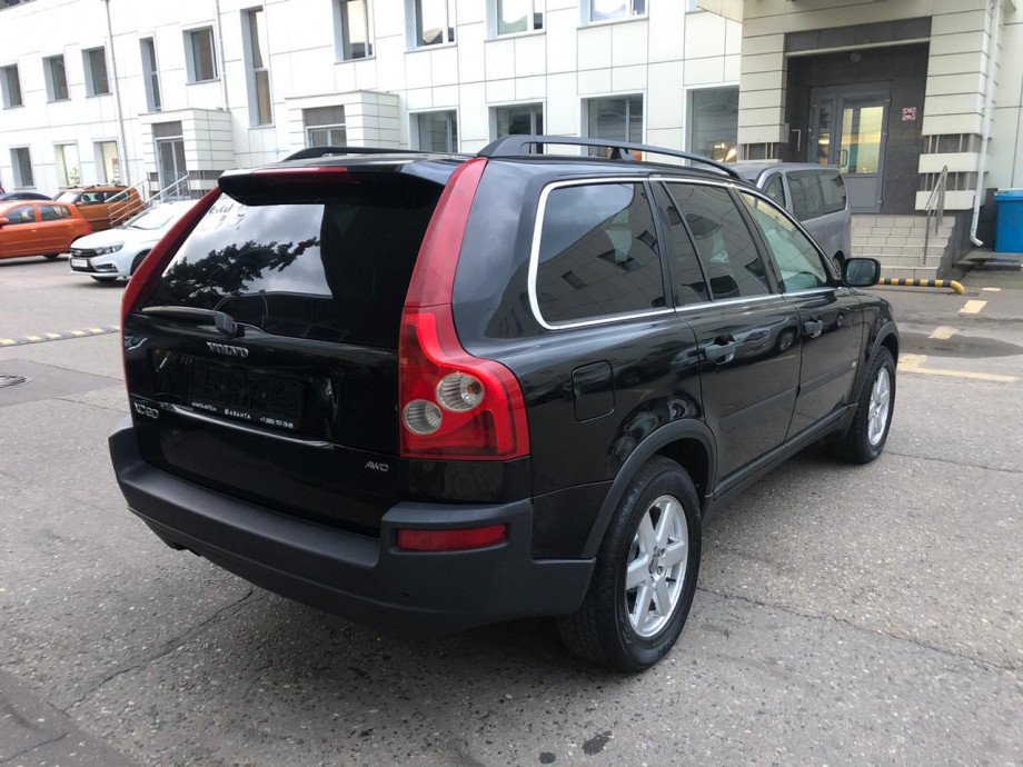 Volvo XC90 2004