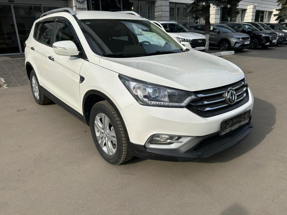 DongFeng AX7 2017