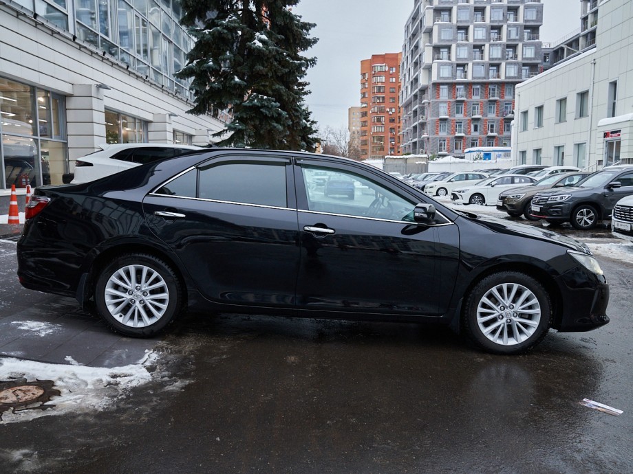 Toyota Camry 2015