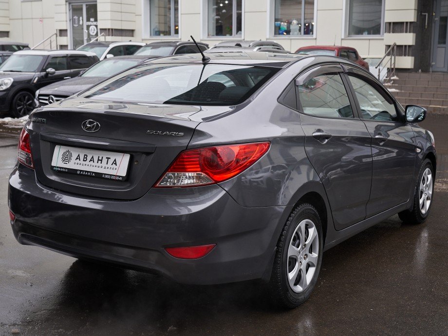 Hyundai Solaris 2012