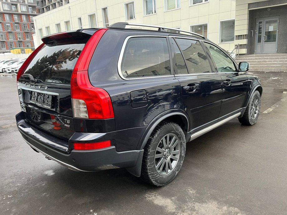 Volvo XC90 2011