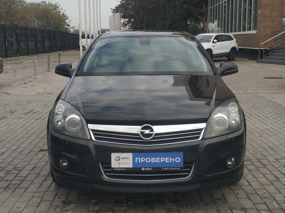 Opel Astra 2012