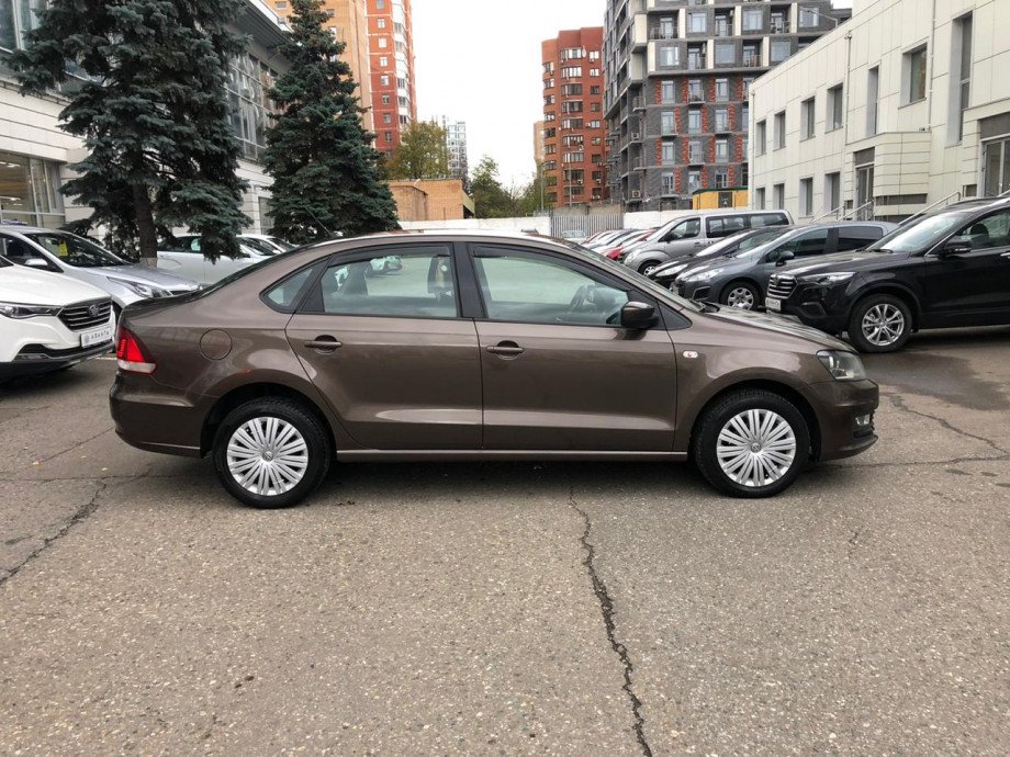 Volkswagen Polo 2015