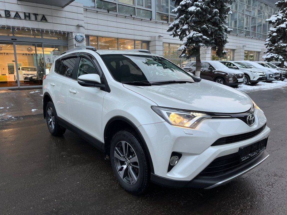 Toyota RAV4 2016