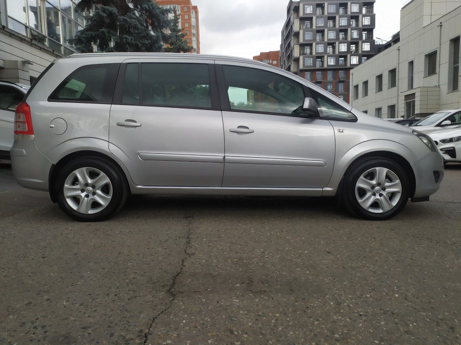 Opel Zafira 2013