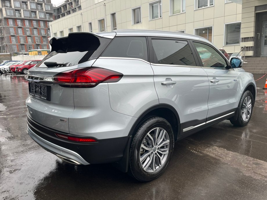 Geely Atlas Pro 2022