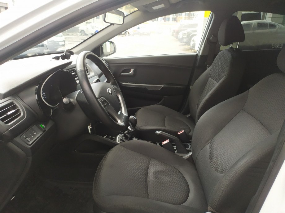 KIA Rio 2015