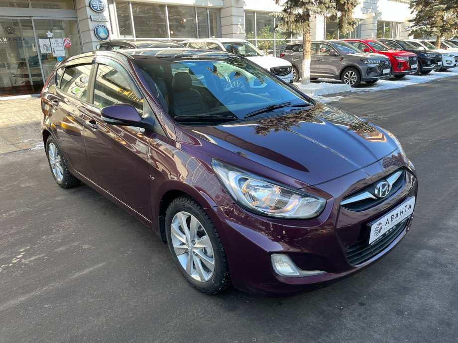 Hyundai Solaris 2012