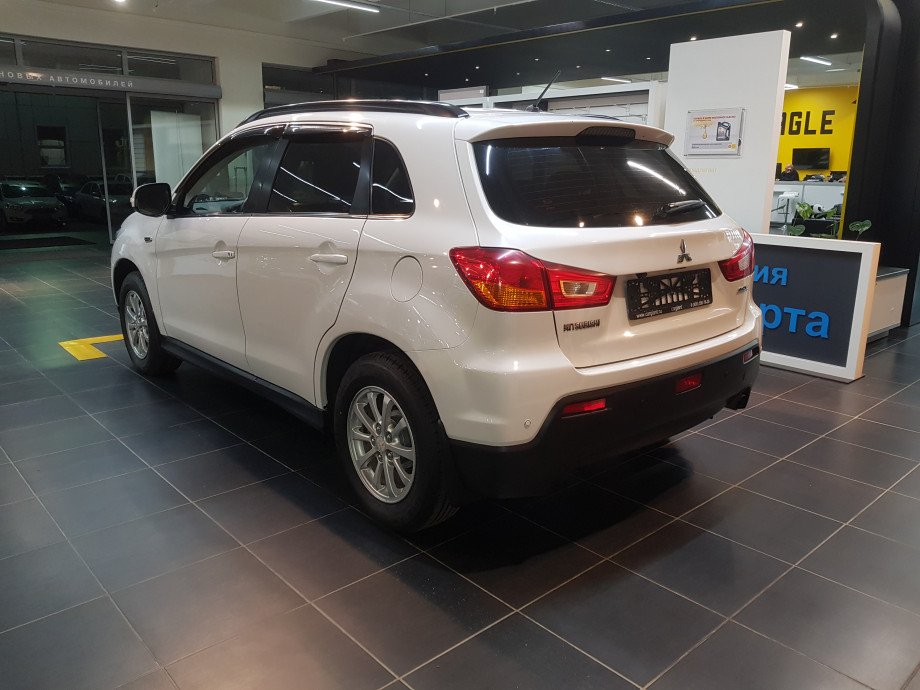 Mitsubishi ASX 2011