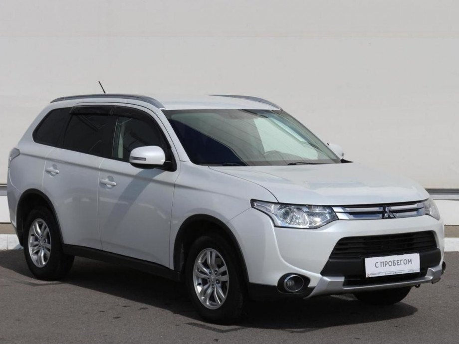 Mitsubishi Outlander 2014