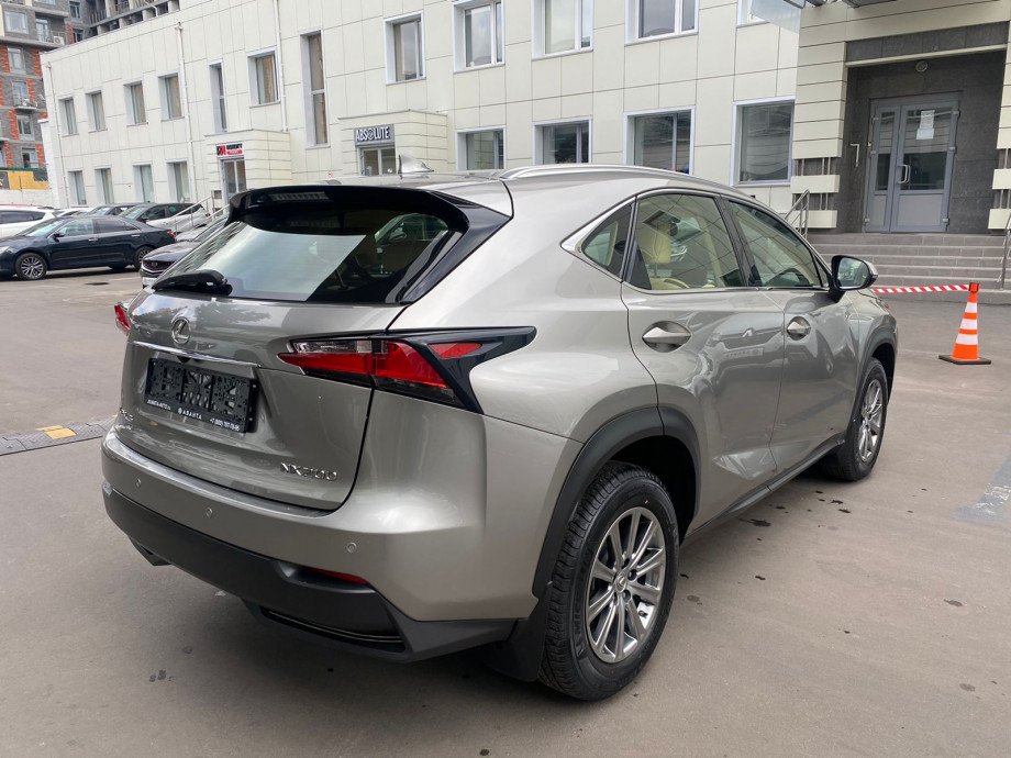 Lexus NX 2015