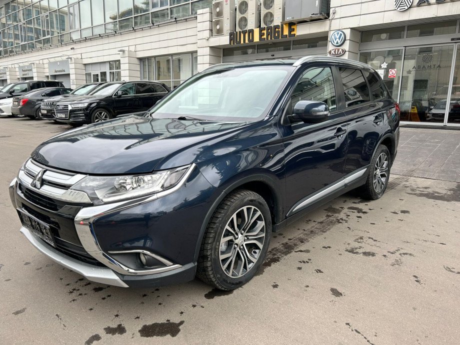 Mitsubishi Outlander 2020