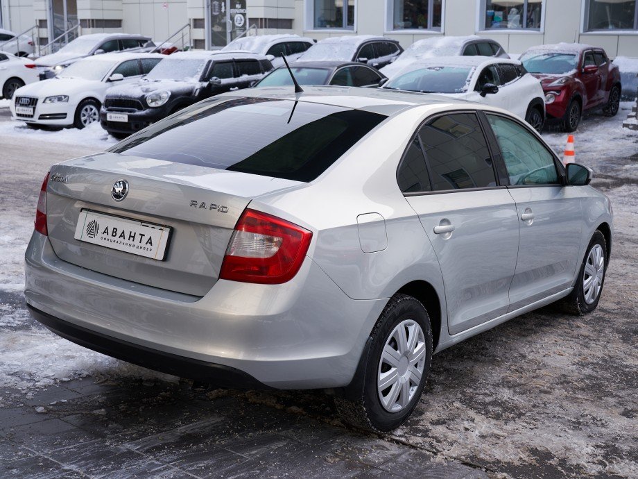 Skoda Rapid 2015