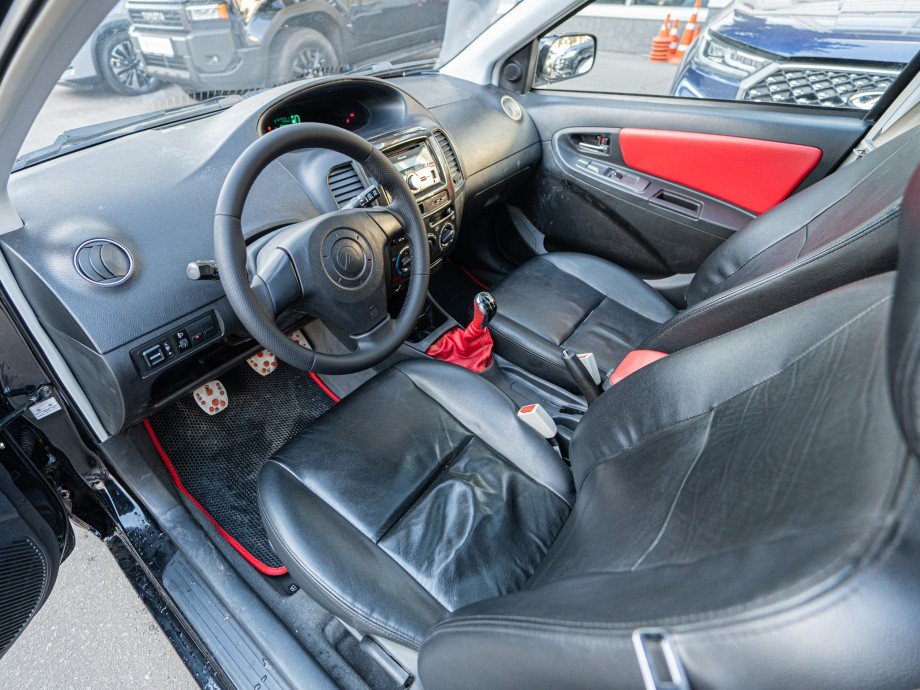 Geely MK Cross 2012